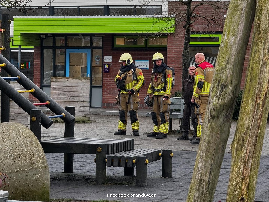 School ontruimd na gaslek in de buurt