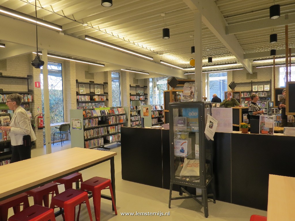 Mienskipsbibliotheek Lemmer officieel geopend: “Alle initiatieven welkom”