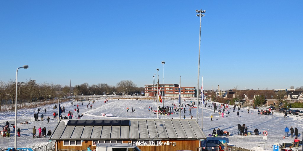 Filmmiddag ijsvereniging voor leden die niet meer schaatsen