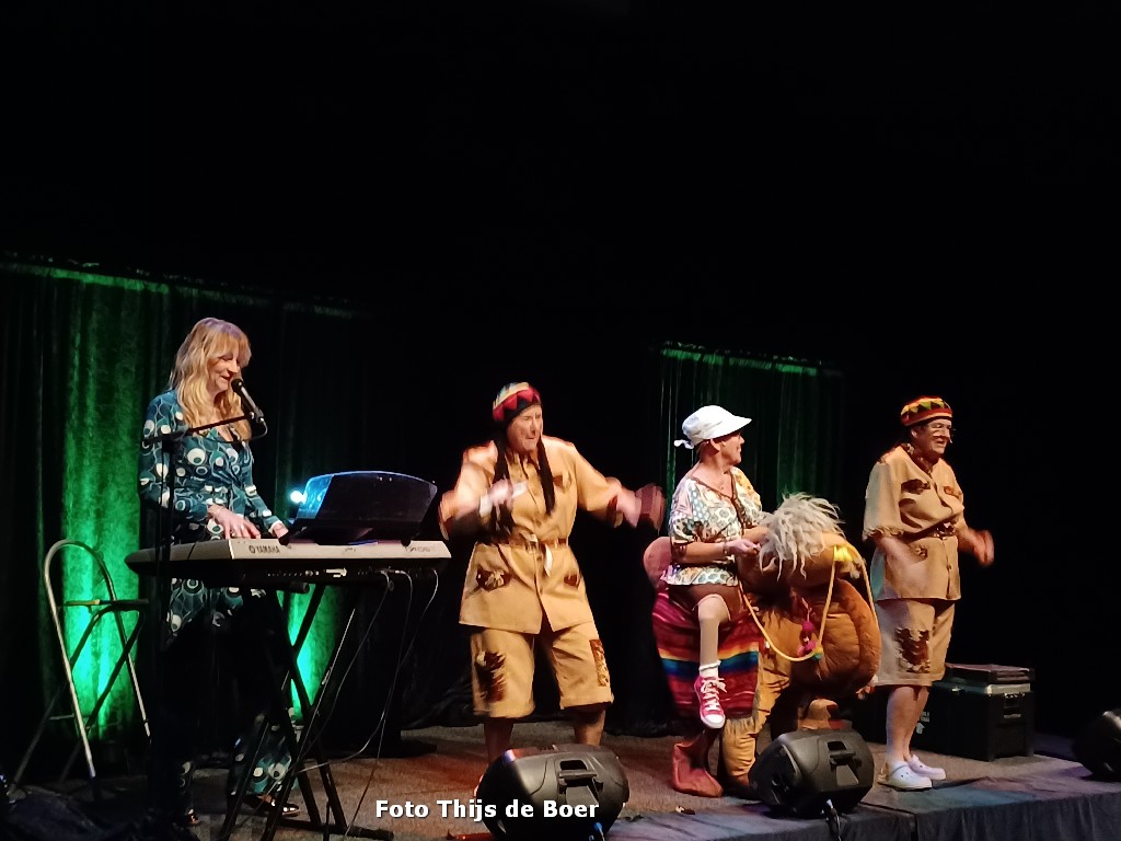 Lachen, gieren, brullen met Twee Recht Twee Averecht