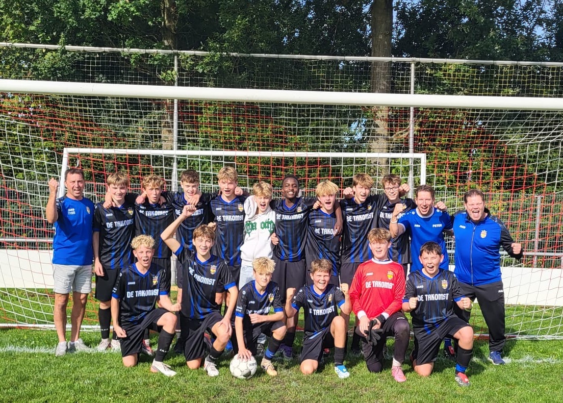 FC Lemmer O15-1 kampioen in de 1e klasse in fase 1